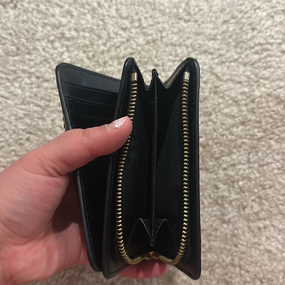 Marc Jacobs Black Textured Wallet - Picture 3 of 4